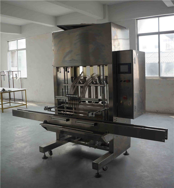 आवश्यक तेलाची बाटली भरणे मशीन